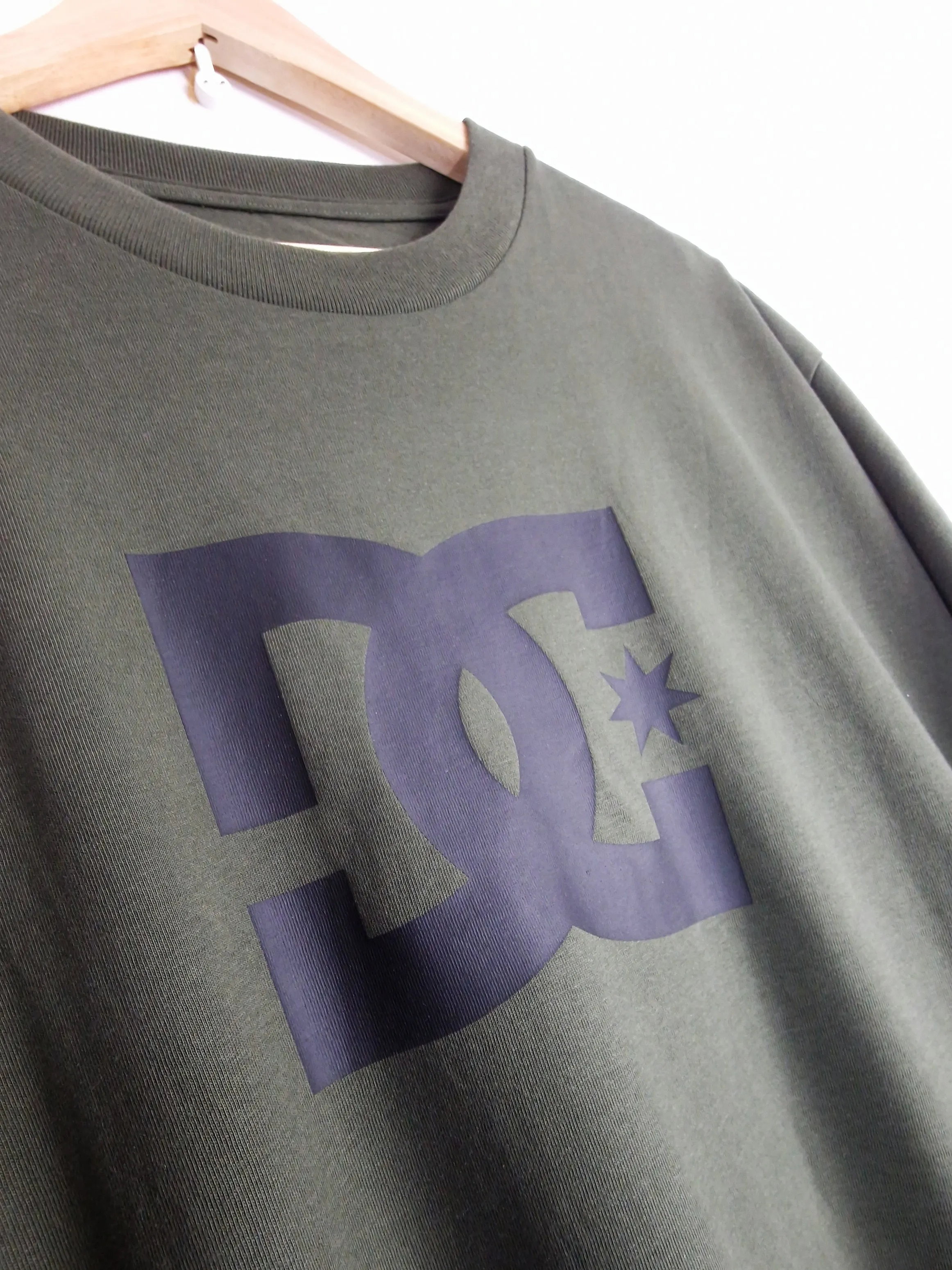 Dc Shoes - Star Tee Shirt - Forest Green / Black
