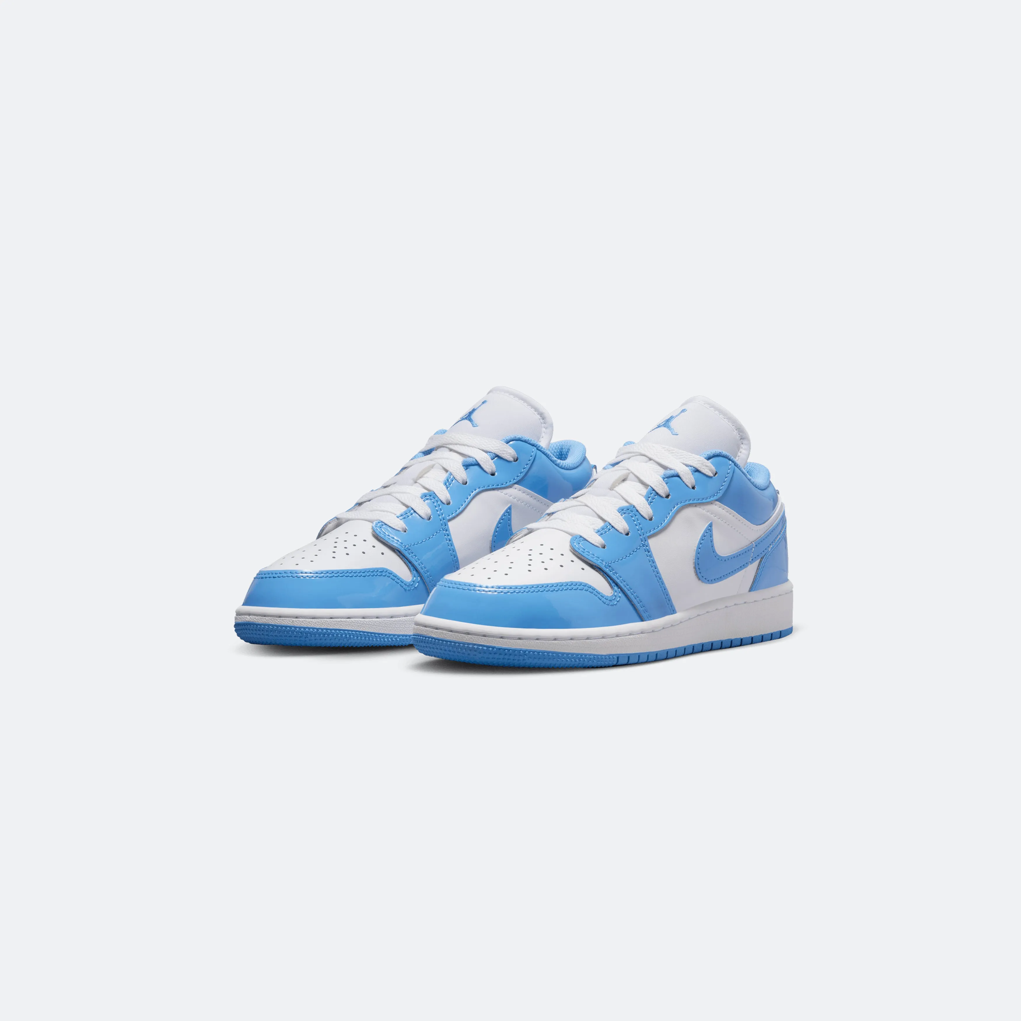 GS Jordan 1 low SE "Legend Blue"