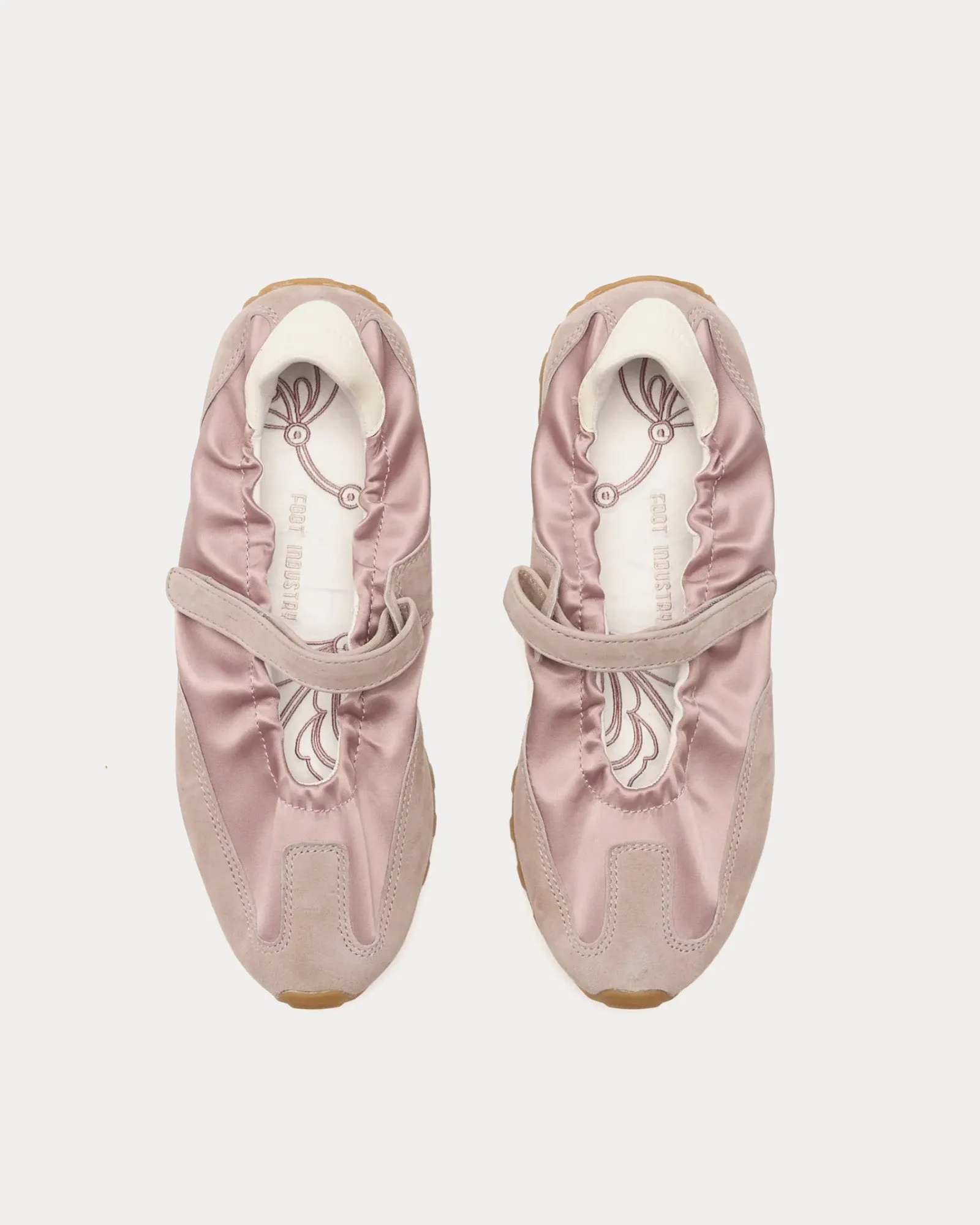 Mary Jane Runner Sphinx / Antique White Slip On Sneakers