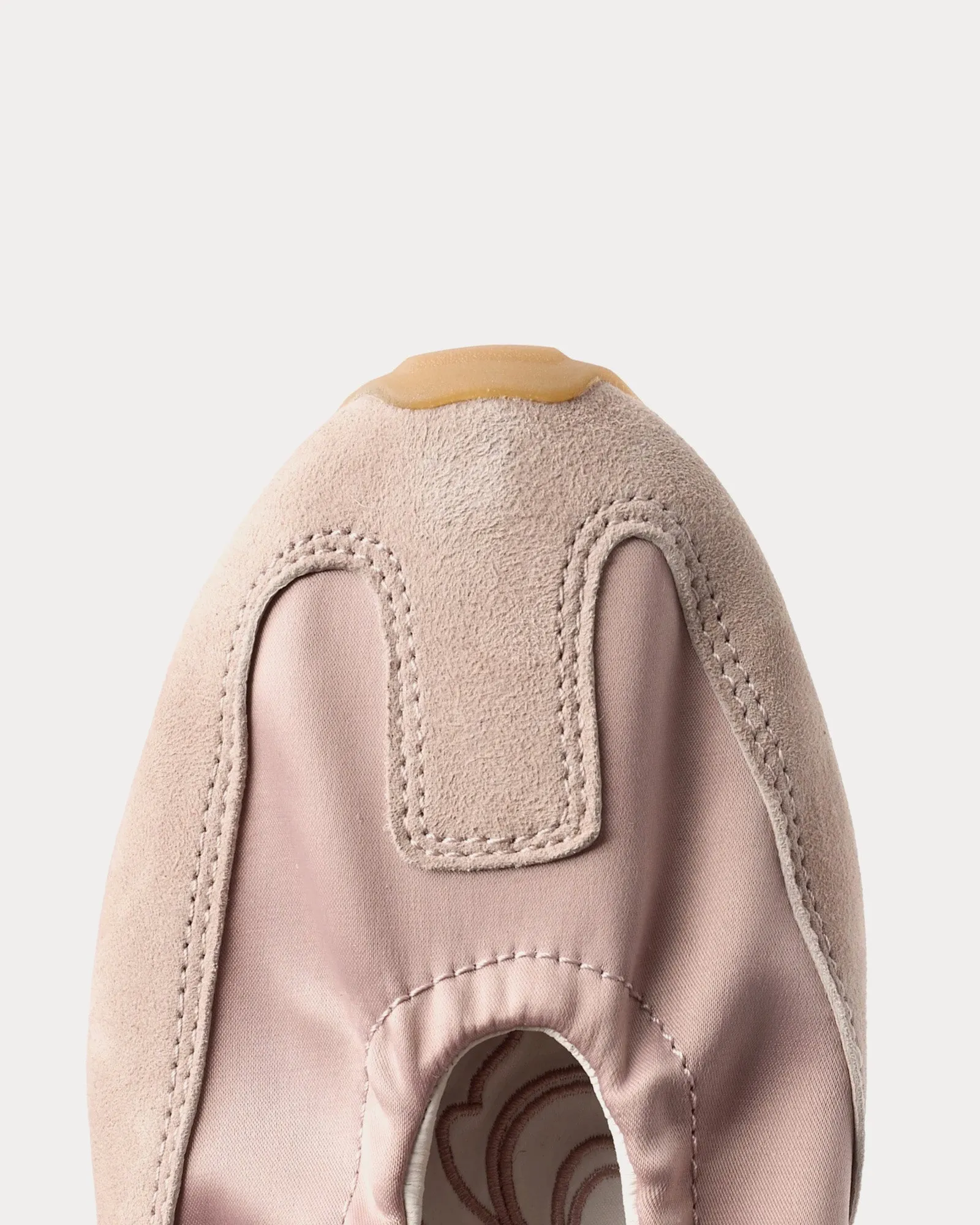 Mary Jane Runner Sphinx / Antique White Slip On Sneakers
