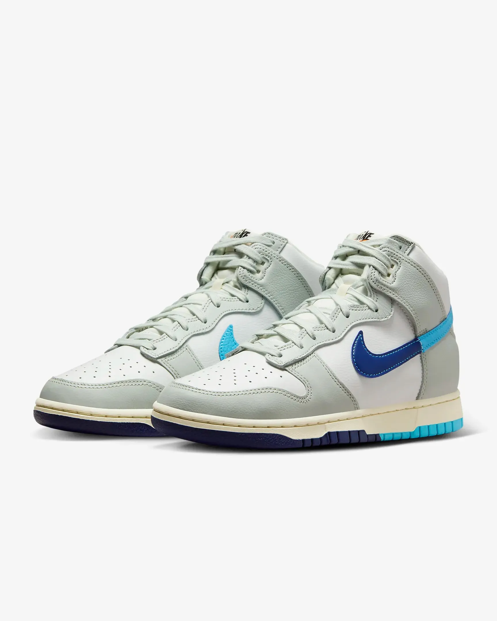 Nike Dunk Hi Retro SE - Summit White/Deep Royal Blue/Light Silver/Baltic Blue
