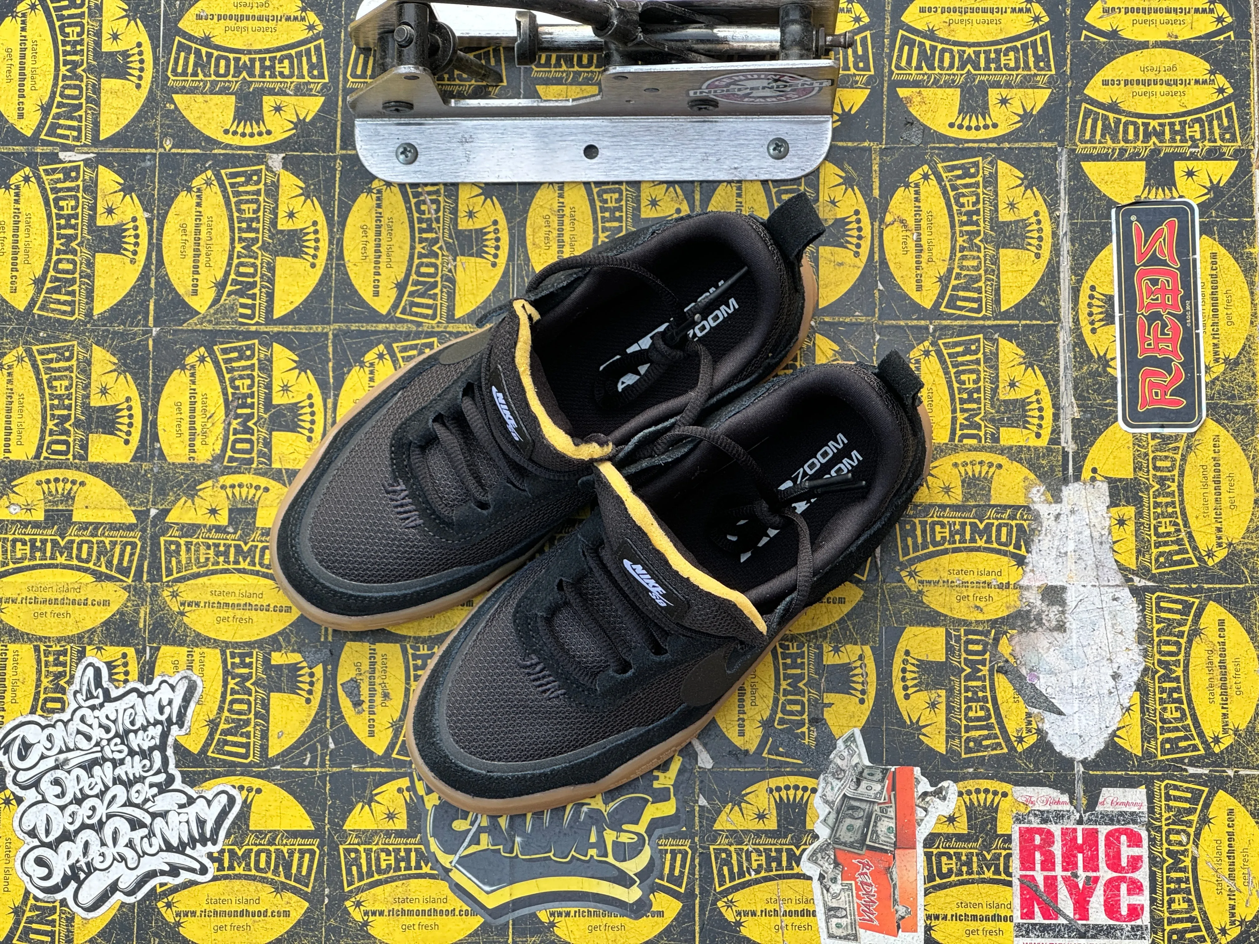 Nike SB Day One - Youth - FN4210-001