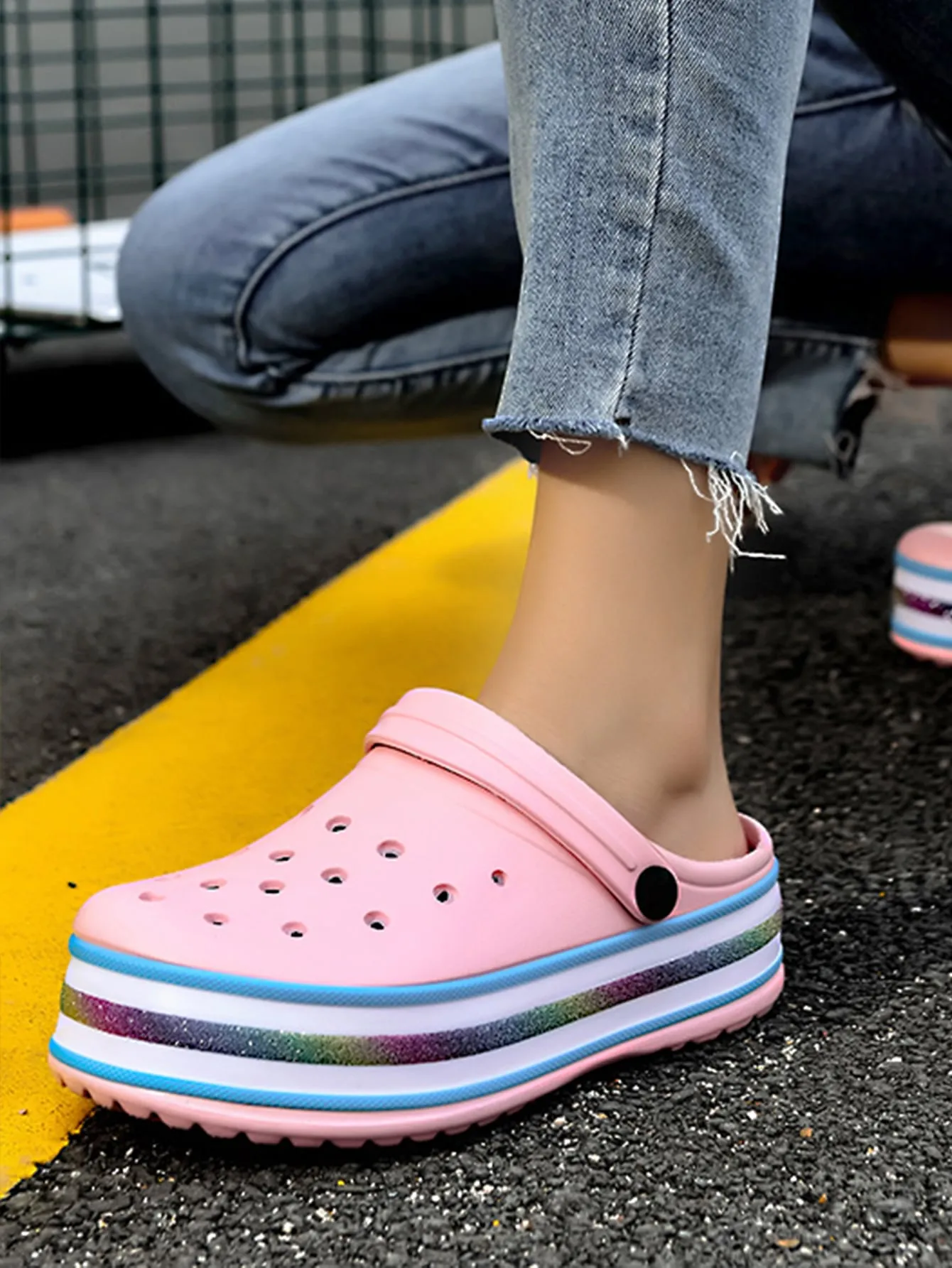 Women Hollow Out Vented Clogs, Preppy Outdoor Pink EVA Clogs
